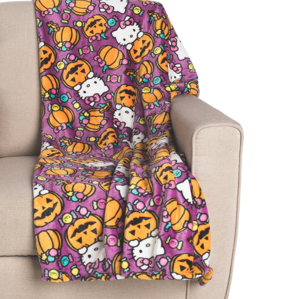 Viral Hello Kitty Halloween Blanket 🎃
